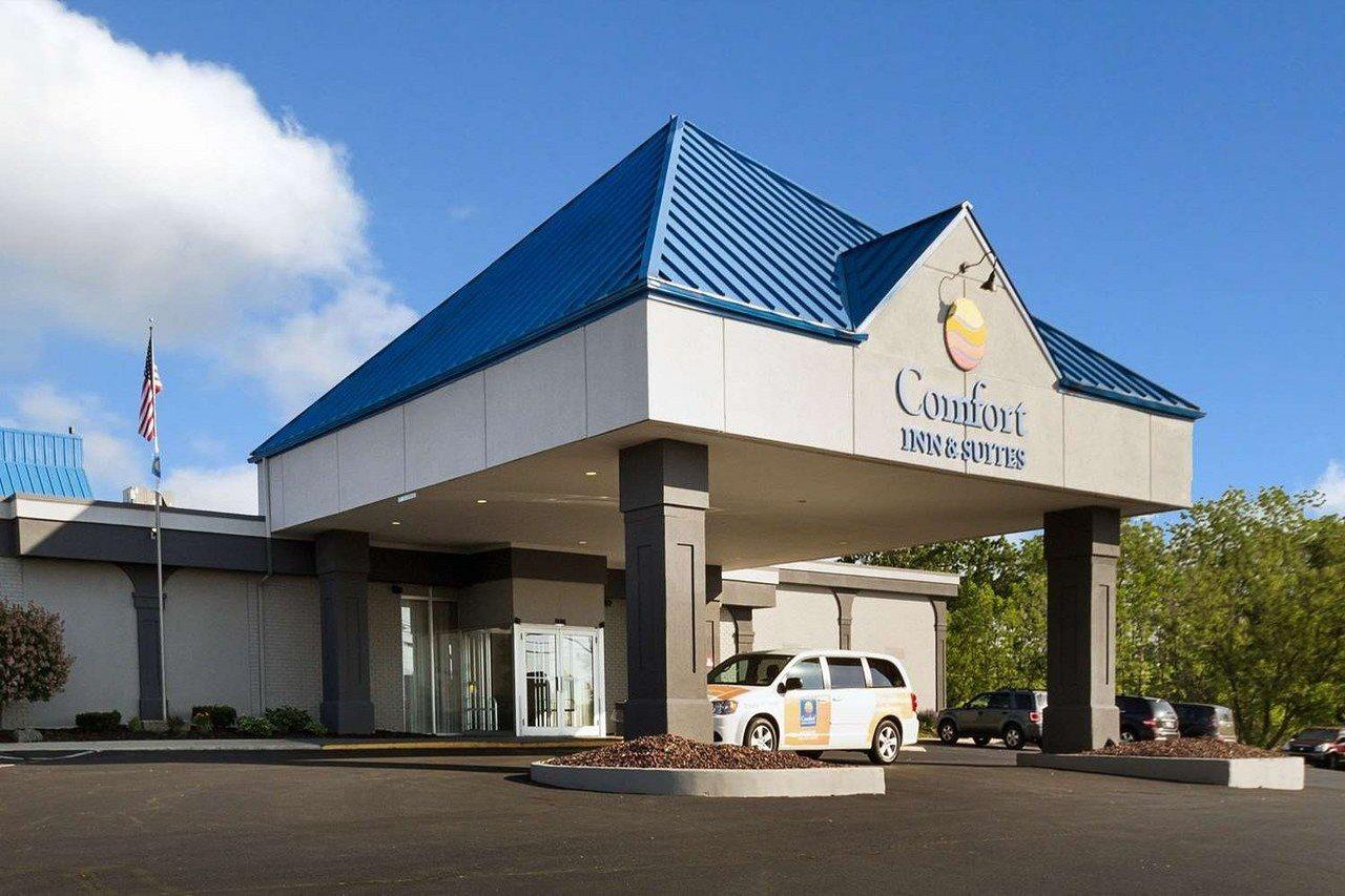 Comfort Inn & Suites Airport Syracuse Exterior foto